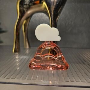 Ariana Grande Pink Cloud Fragrance